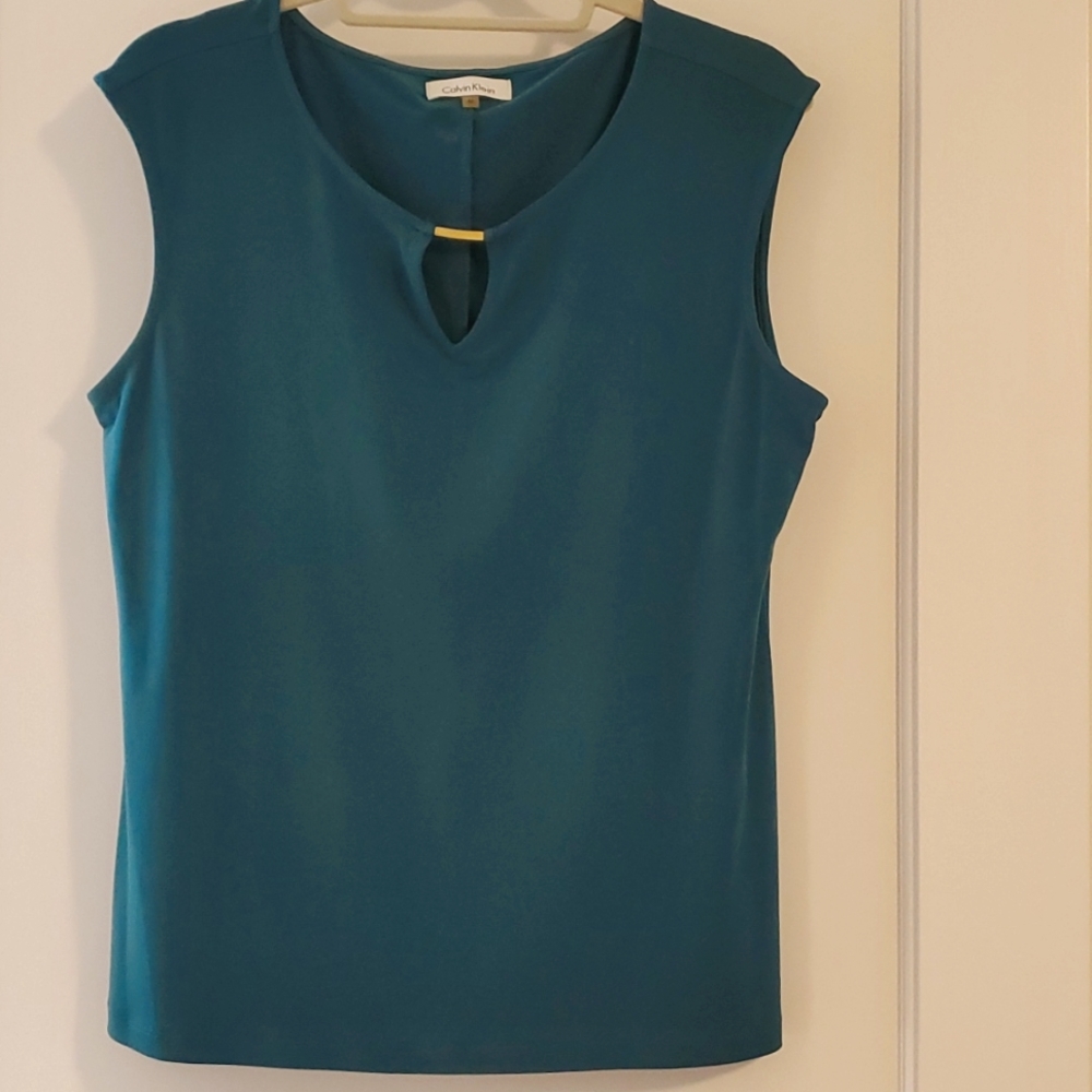 CALVIN KLEIN Green, Keyhole Sleeveless Top
